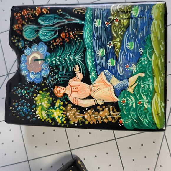 Russian Lacquer Playing Card or Cigarette Box & Stand Artist Signed Vintage - Picture 9 of 11